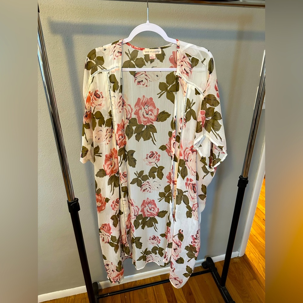 Women’s Size M Floral Cardigan